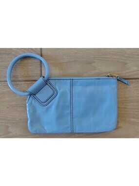 Hobo International Leather Periwinkle Blue Sable Wristlet Purse Clutch Zip Close